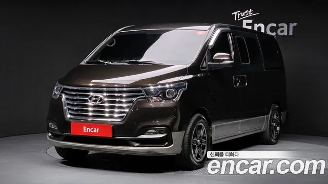 Hyundai Starex