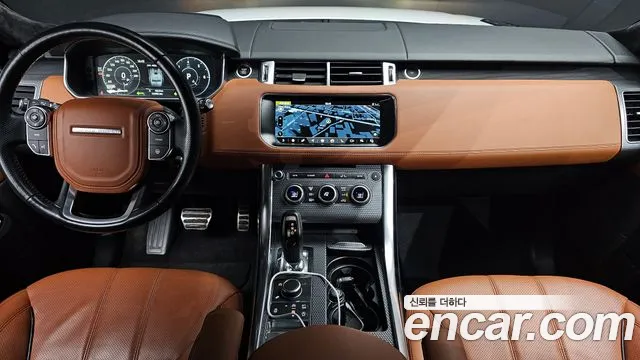 Land Rover Range Rover Sport — интерьер