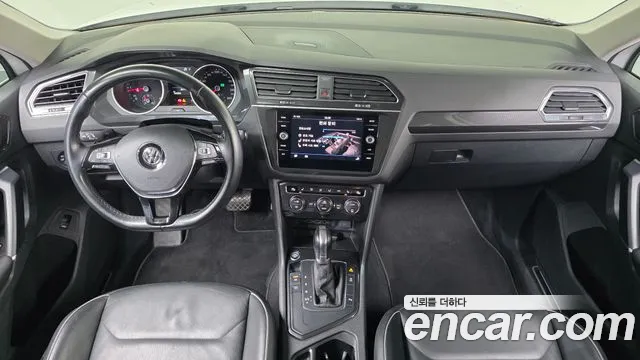 Volkswagen Tiguan — интерьер
