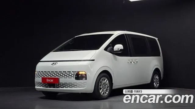 Hyundai Staria