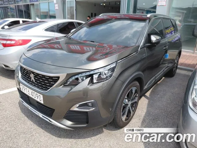 Peugeot 5008