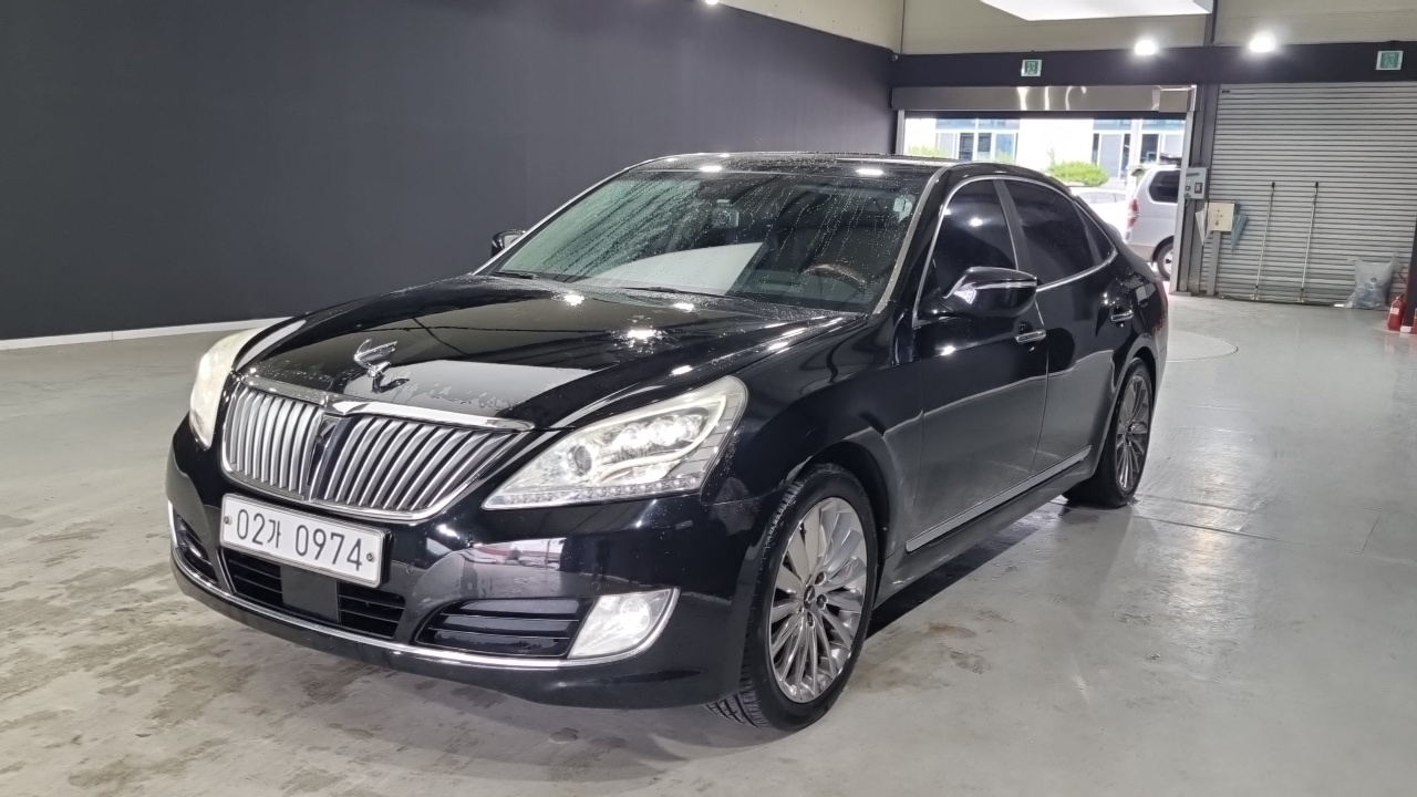 Hyundai Equus