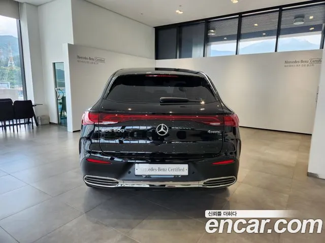 Mercedes-Benz EQE — интерьер