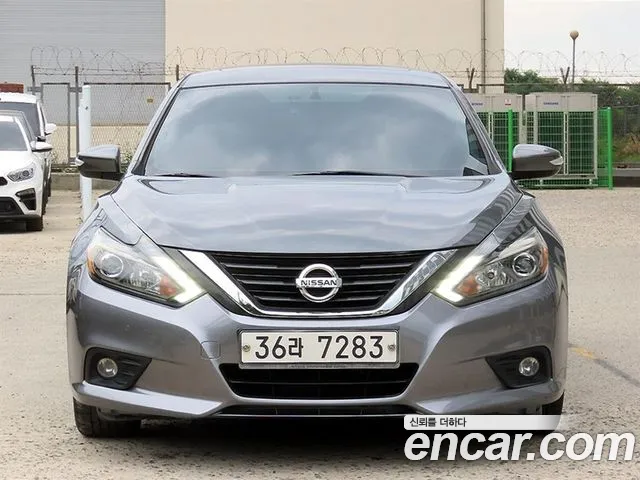 Nissan Altima