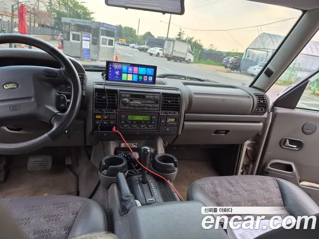 Land Rover Discovery — интерьер