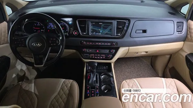 Kia Carnival — интерьер