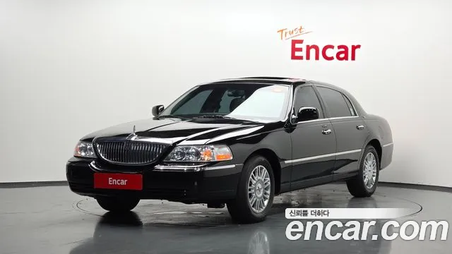 Lincoln Town Car