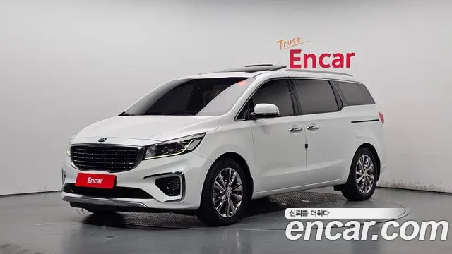Kia Carnival — экстерьер