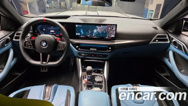 BMW M4 — интерьер