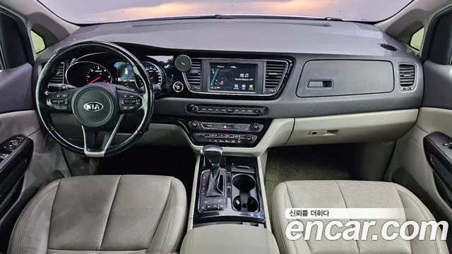 Kia Carnival — интерьер