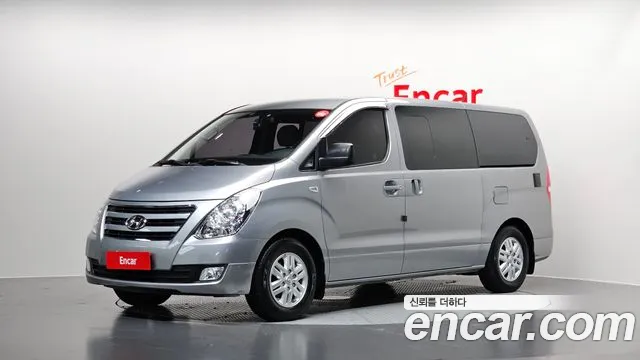 Hyundai Starex