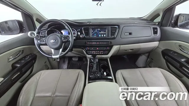 Kia Carnival — интерьер