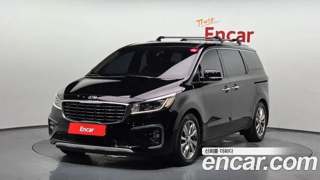 Kia Carnival — экстерьер