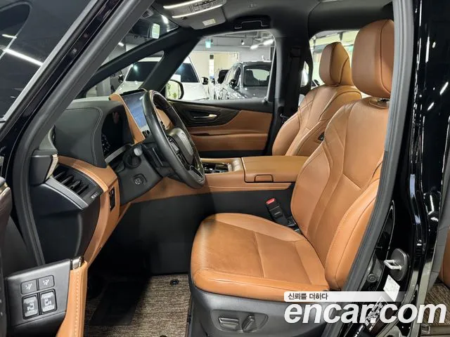Toyota Alphard — интерьер