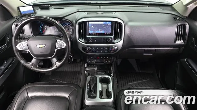 Chevrolet Korea Colorado — интерьер