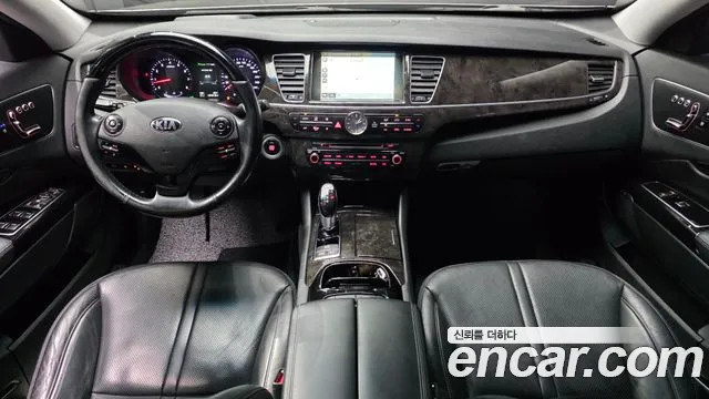 Kia K9 — интерьер