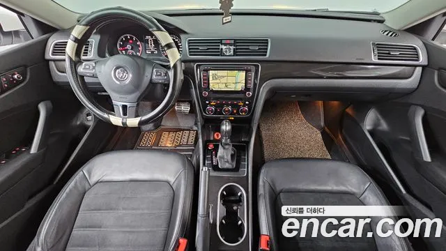 Volkswagen Passat — интерьер