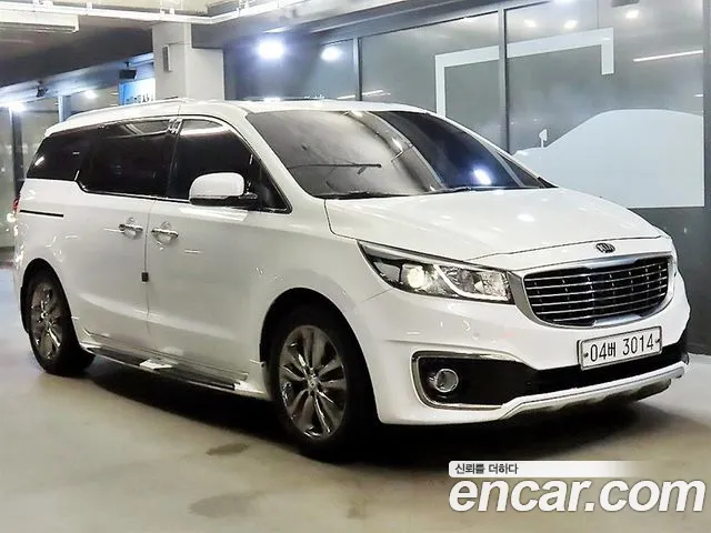 Kia Carnival — экстерьер
