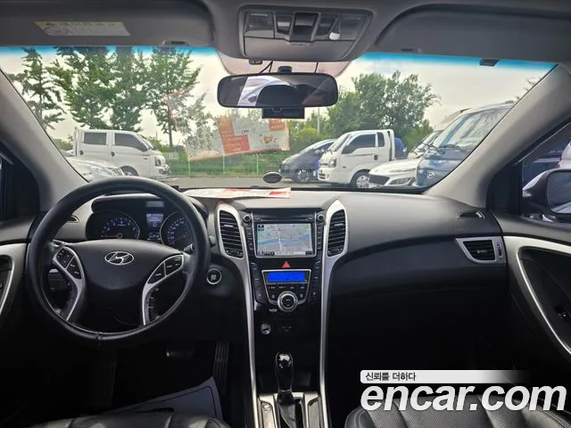 Hyundai i30 — интерьер