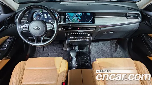 Kia K7 — интерьер