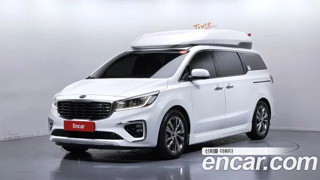 Kia Carnival — экстерьер