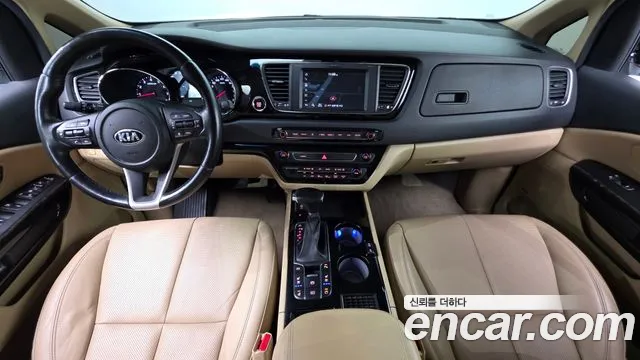 Kia Carnival — интерьер