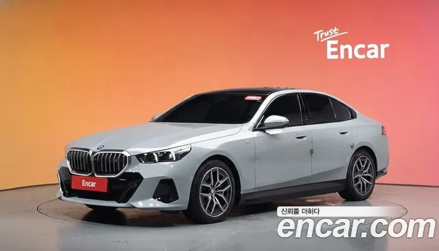 BMW i5