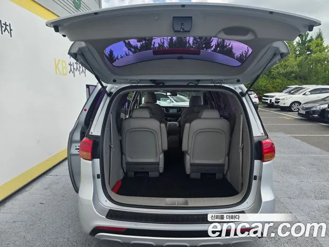 Kia Carnival — интерьер