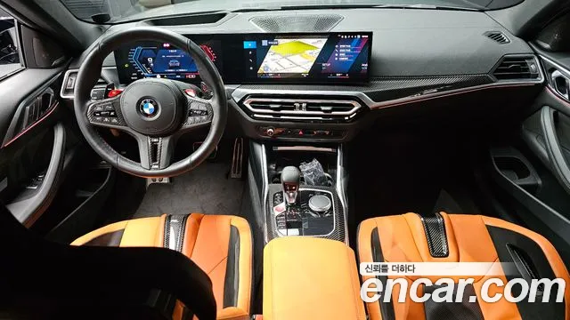 BMW M4 — интерьер