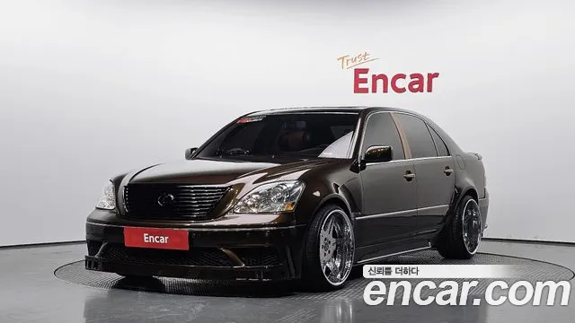 Lexus LS