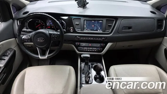 Kia Carnival — интерьер