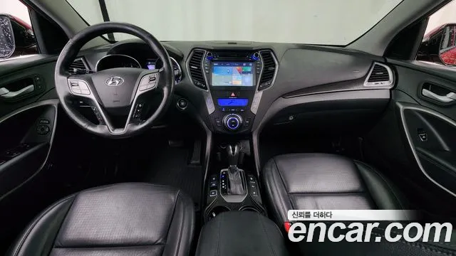 Hyundai Santa Fe — интерьер