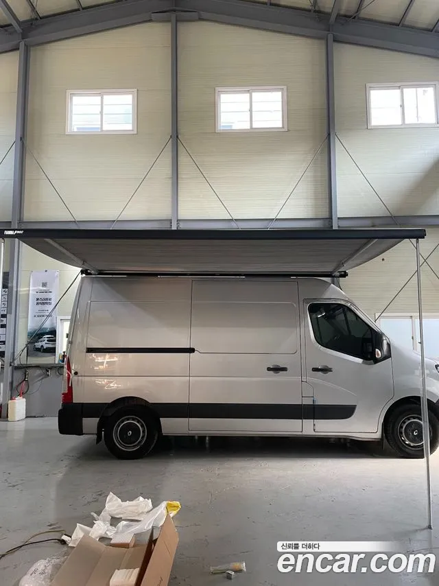 Renault Korea Master — интерьер