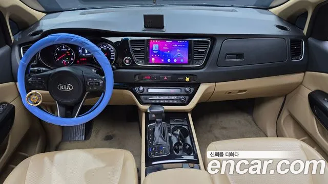 Kia Carnival — интерьер