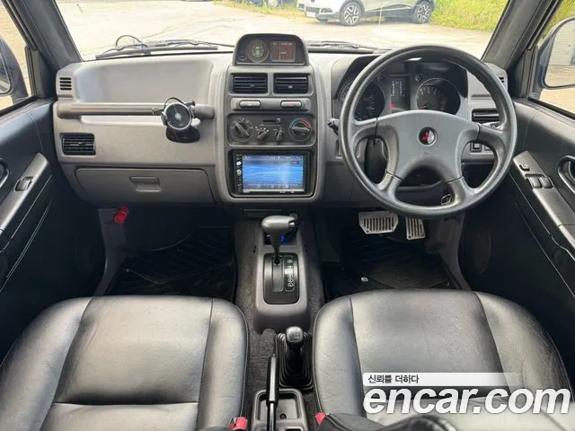 Mitsubishi Pajero — интерьер