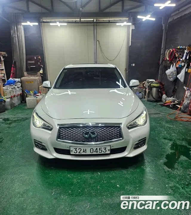 Infiniti Q50