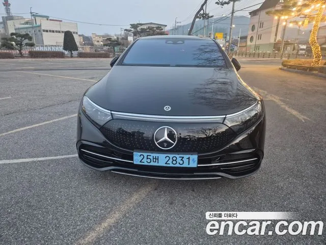 Mercedes-Benz EQS