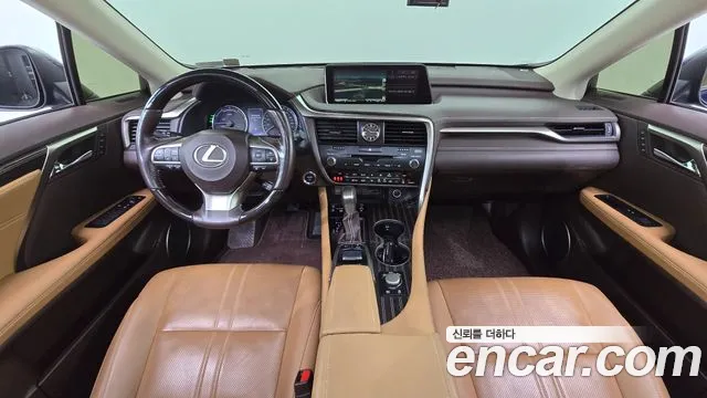 Lexus RX — интерьер