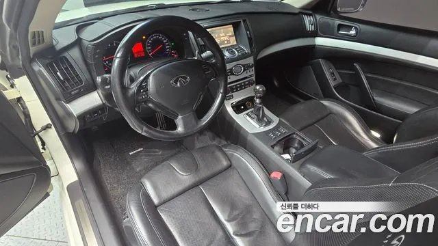 Infiniti G — интерьер