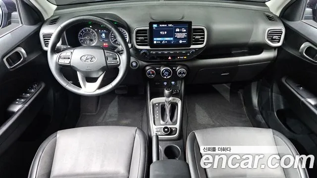 Hyundai Venue — интерьер