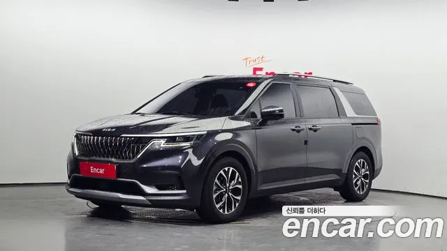 Kia Carnival — экстерьер