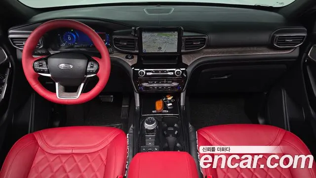 Ford Explorer — интерьер