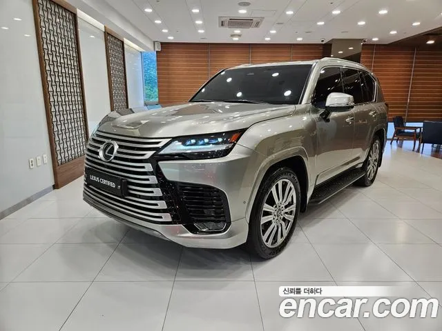 Lexus LX