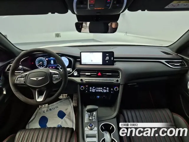 Genesis G70 — интерьер