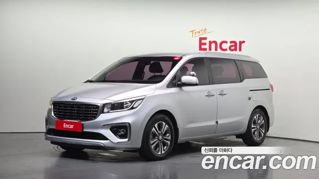 Kia Carnival — экстерьер