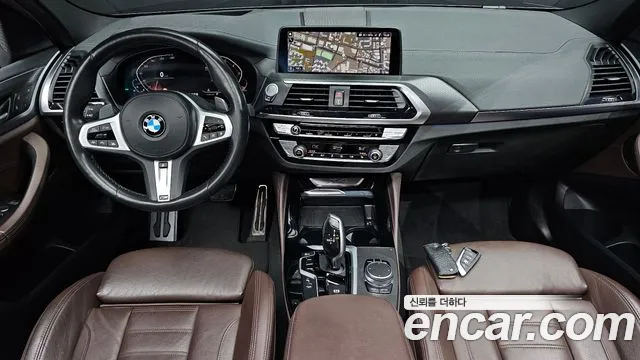BMW X4 — интерьер
