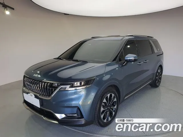 Kia Carnival — экстерьер