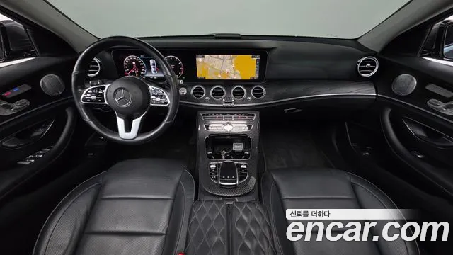 Mercedes-Benz E-класс — интерьер