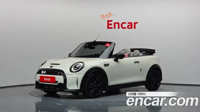 MINI Cooper Convertible