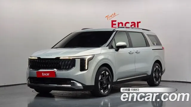 Kia Carnival — экстерьер